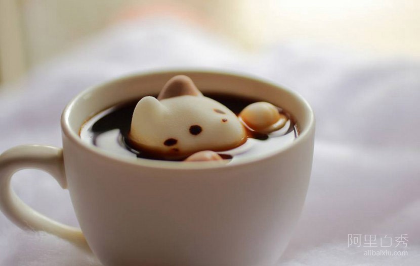 alibaixiu.com-adaymag-cute-marshmallow-cats-float-02